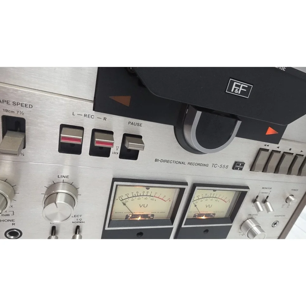 Sony TC-558 Stereo Reel to Reel Tapecorder  Vintage Condition